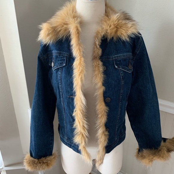 Vintage Jackets & Blazers - SPI fox fur trim denim jacket small Canadian lined